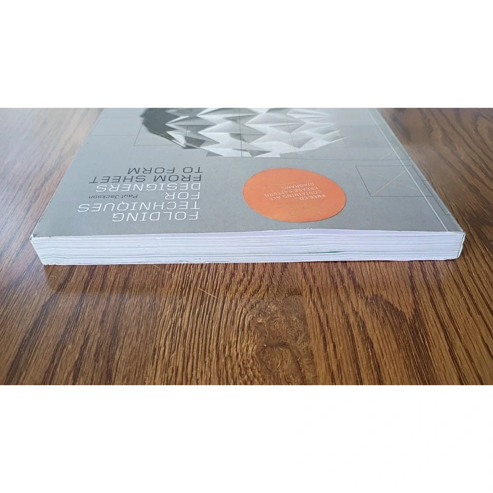 Folding Techniques for Designers: From Sheet to Form by Paul Jackson (with CD)